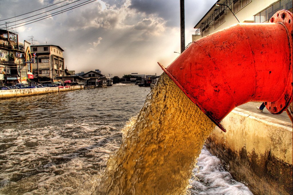 Aerosolized Antimicrobial Resistance Genes from Urban Surface Waters
