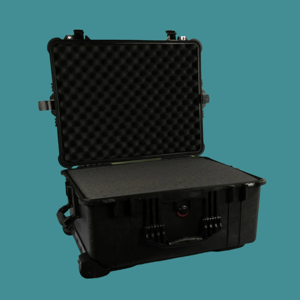 Fluidprep™ Hard Shell Rolling Travel Case